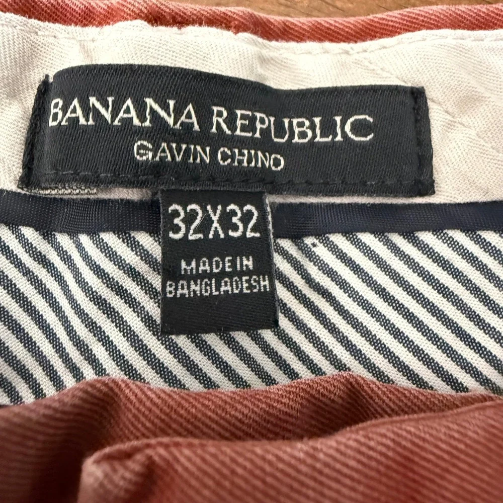 Banana Republic Gavin Chino Mens 32x32 (32x30) Coral Red Cotton Straight Pants